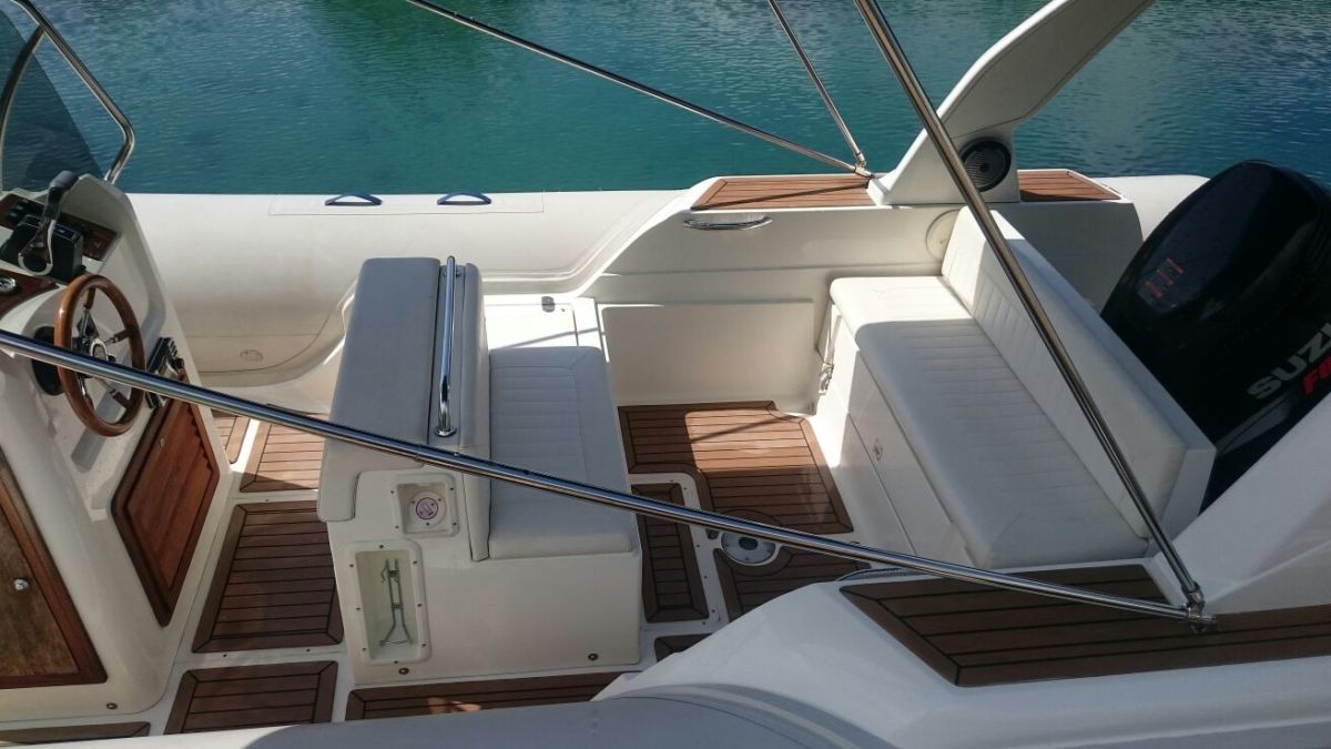 apelli Tempest 770 rib boat